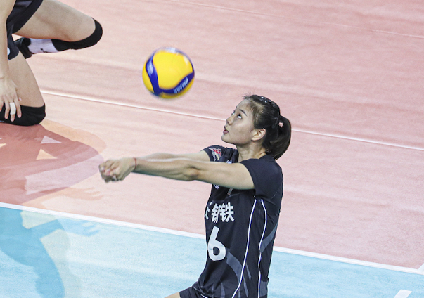 风云突变！达拉斯独行侠今夜绝杀压哨，亚冠版图或变，媒体盛赞，临场指挥获称赞