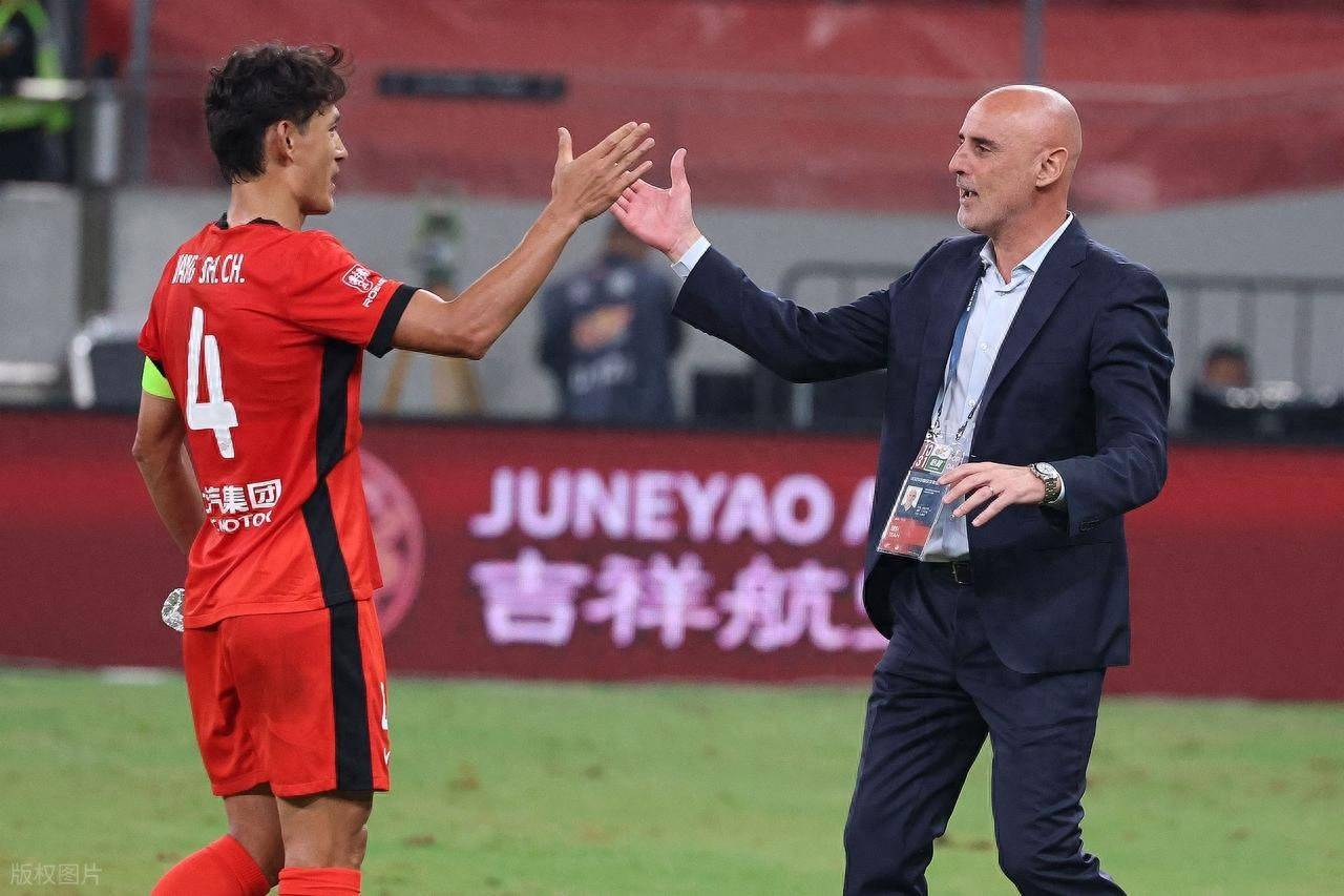 米兰体育在线-迈阿密热火发布备战花絮；国际比赛日单刀错失；中超任务艰巨；细节决定成败