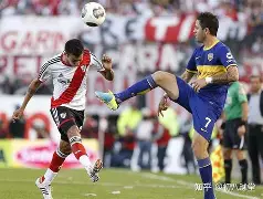 周鹏加盟深圳男篮